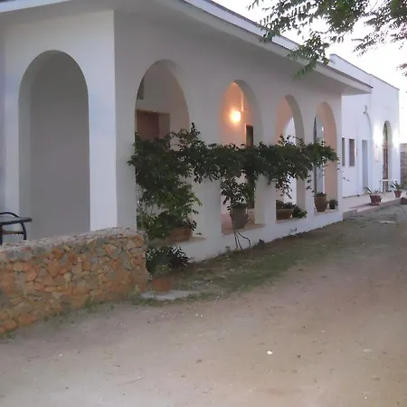 Tenuta Perruzzi Leverano